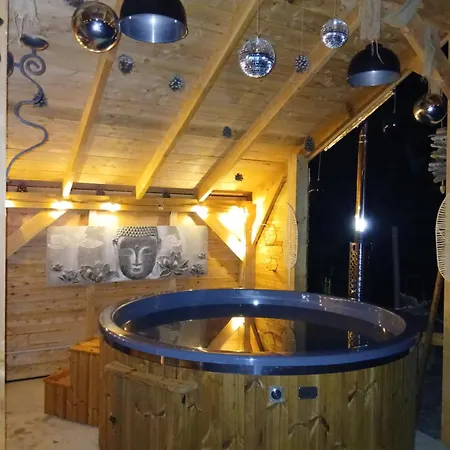 6 Personnes En Pleine Nature Jacuzzi, Sauna, Kota * Laussonne
