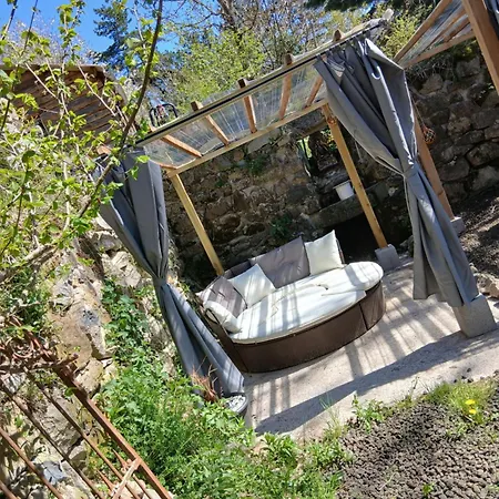 Gite 6 Personnes En Pleine Nature Bain Nordique Et Sauna Laussonne