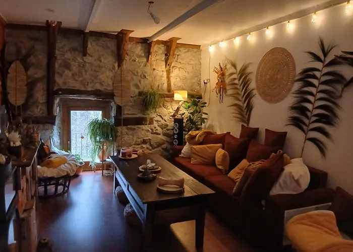 Casa de Férias 6 Personnes En Pleine Nature Jacuzzi, Sauna, Kota